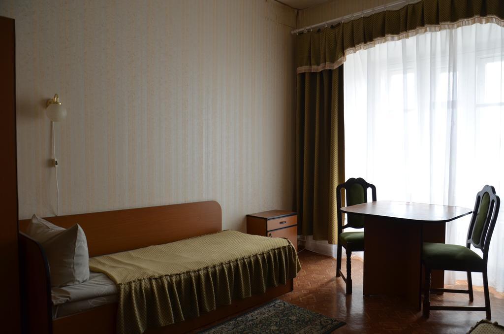 Volga Hotel 萨拉托夫 外观 照片