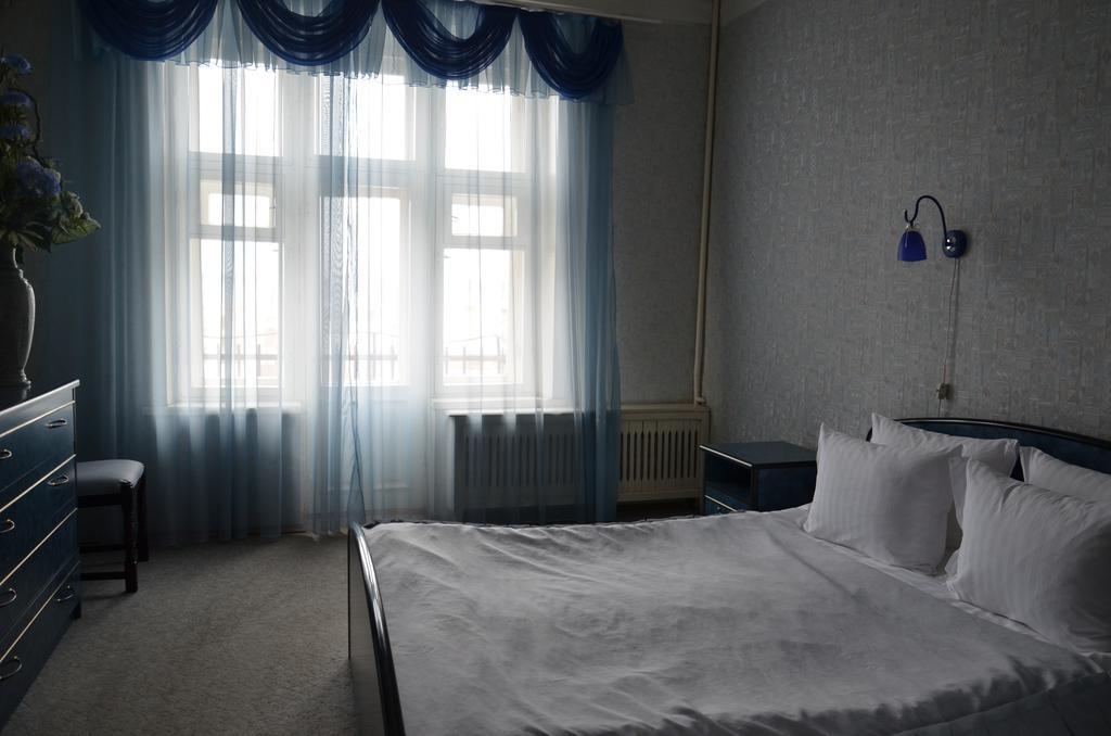 Volga Hotel 萨拉托夫 外观 照片